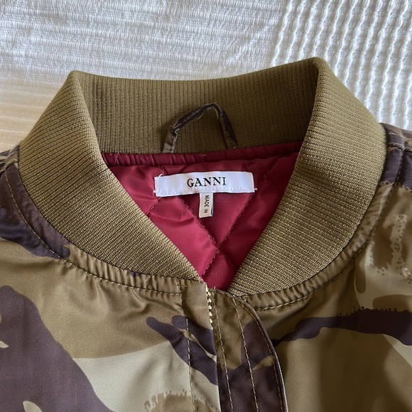 GANNI Camouflage Print Bomber Jacket size S - Picture 3 of 13